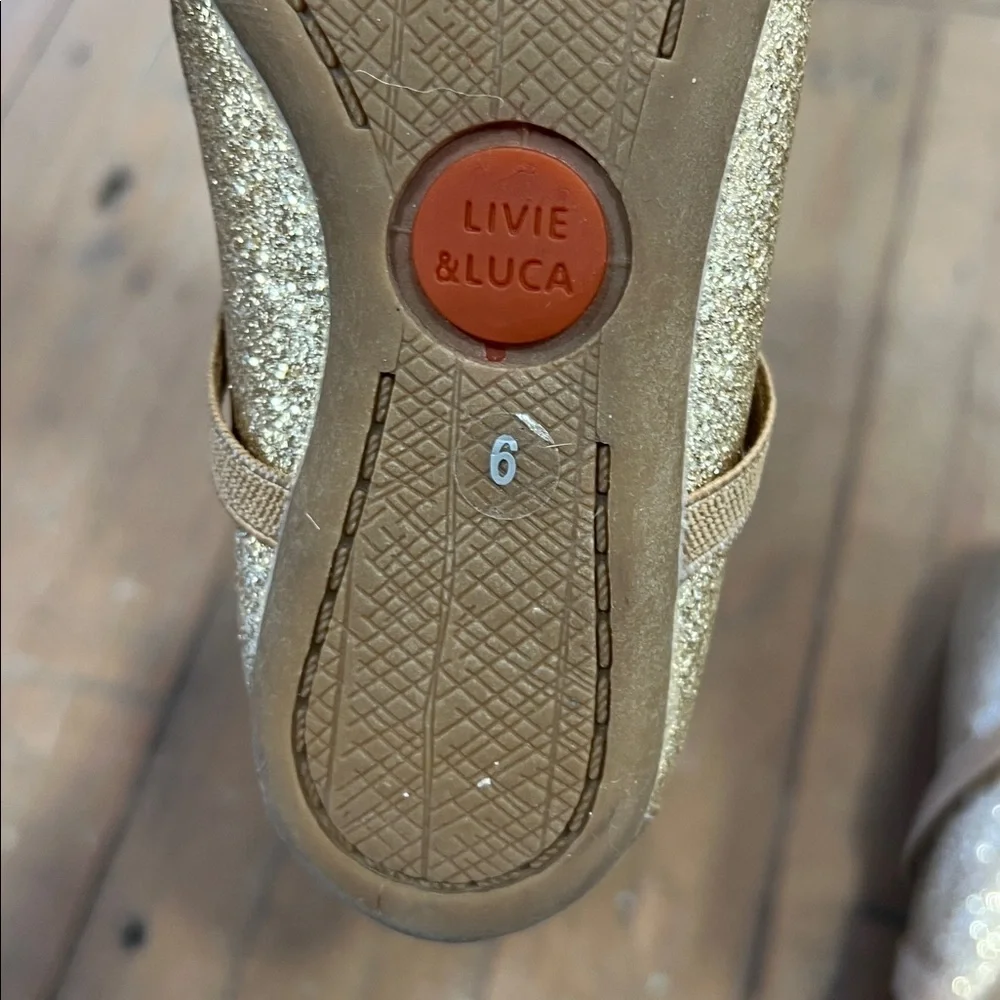 Livie & Luca gold metallic glitter cross strap Mary Jane flats size 6